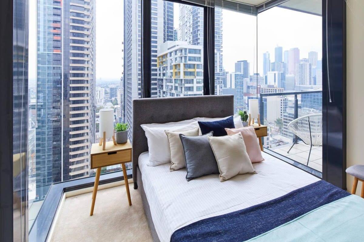Penthouse Apartment In Melb Cbd Perfect Location Мелбърн Екстериор снимка